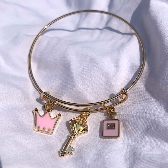 Hand Crafted Jewelry - Brand New! Handmade! Adjustable Charm Bracelet